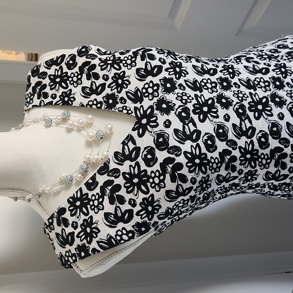 Karl Lagerfeld black and white dairy dress 2 - Picture 3 of 5